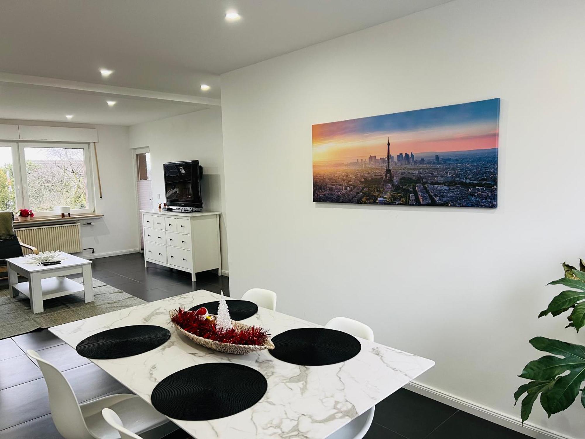 Elegante Apartment In Erftstadt Mit Balkon, Zentral, Bahnhof Nah, Phantasialand Bruehl Bei Cologne Экстерьер фото